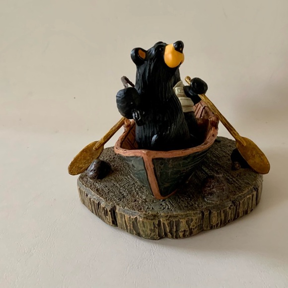 Bearfoots “Catch of the  Day” figurine - Picture 2 of 13